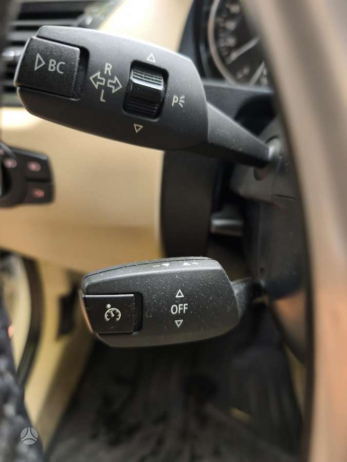 BMW X1, 3.0 l., Хэтчбек