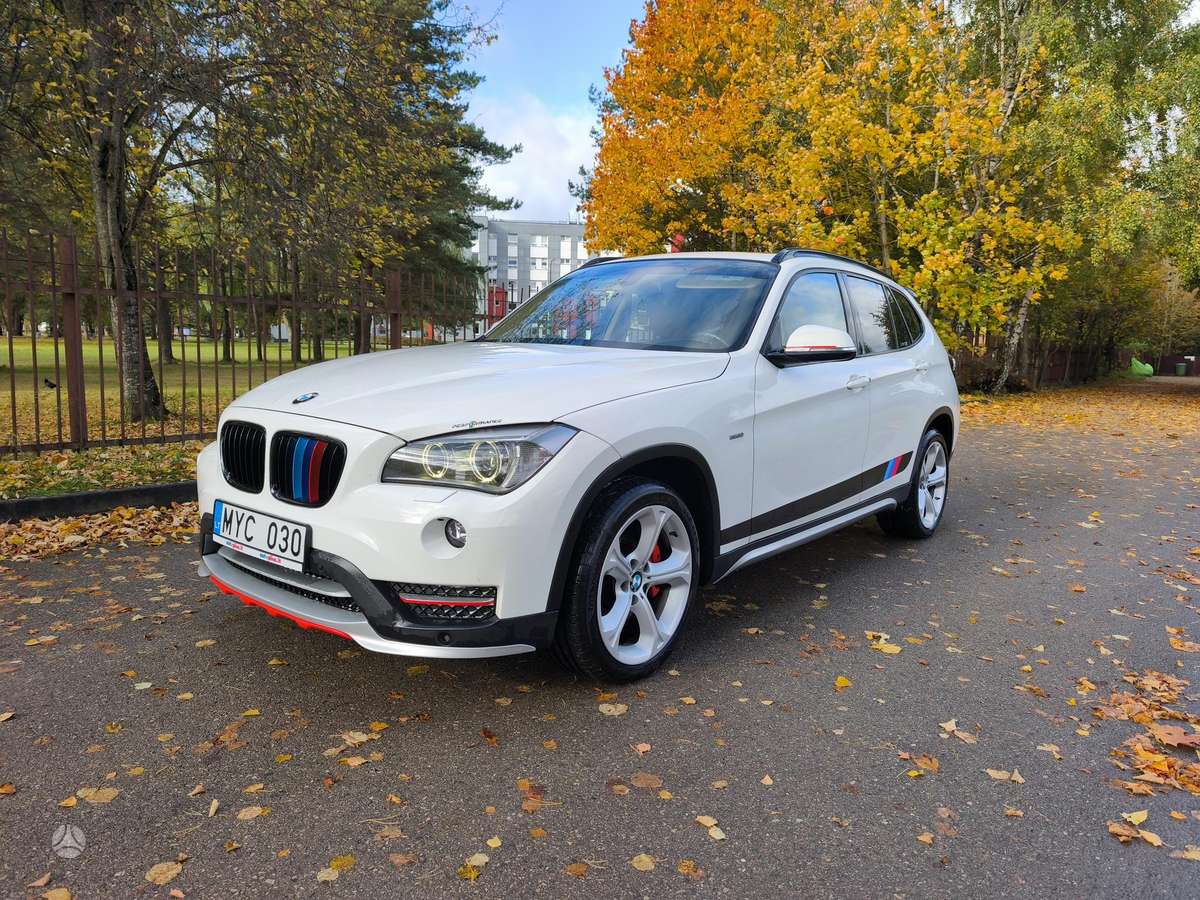 BMW X1, 3.0 l., Хэтчбек