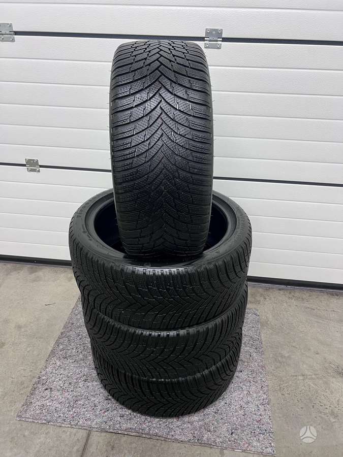 Firestone Winterhawk 4, всесезонные 245/40 R19
