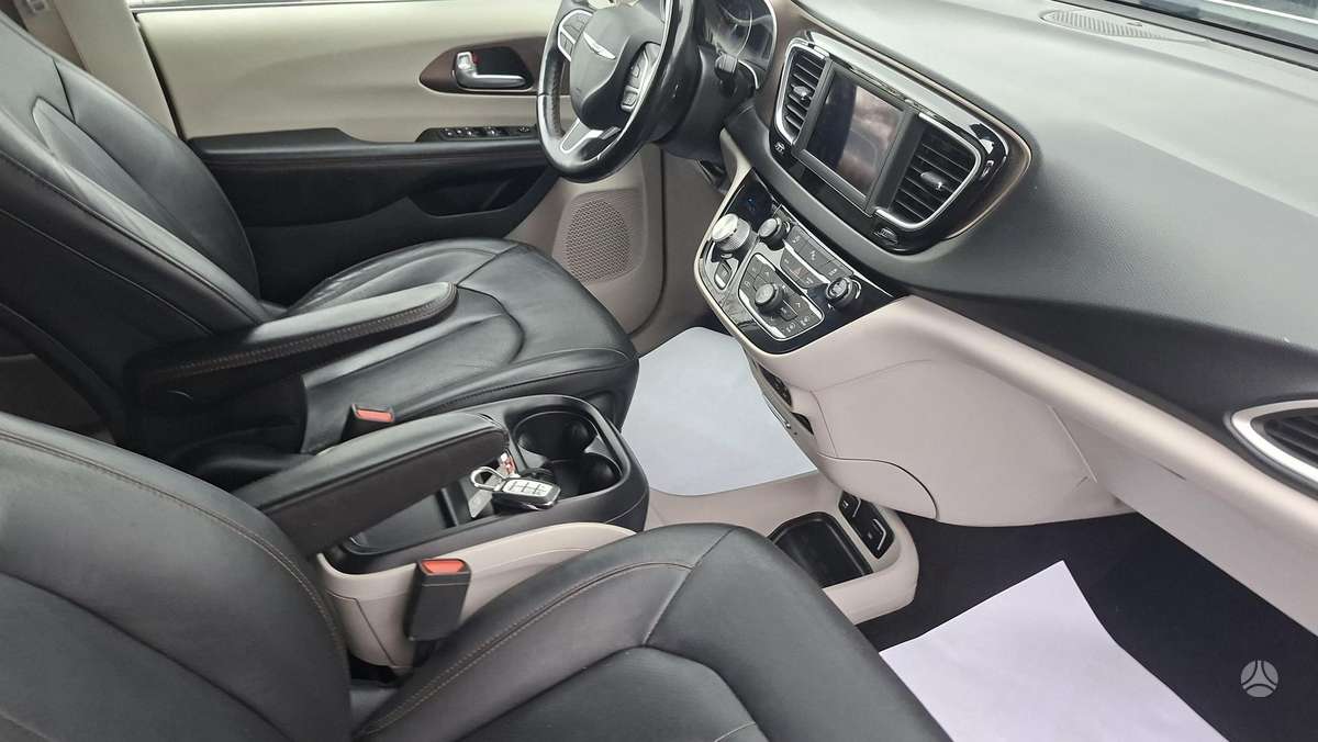 Chrysler Pacifica, 3.6 l., Минивэн