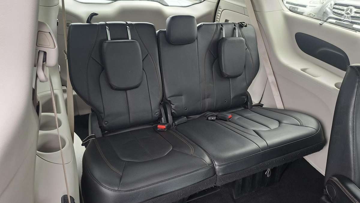 Chrysler Pacifica, 3.6 l., Минивэн