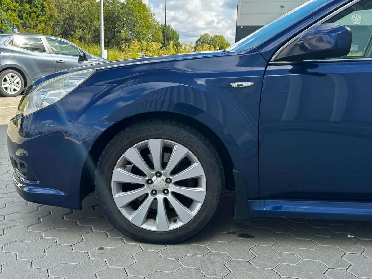 Subaru Legacy, 3.6 l., Седан
