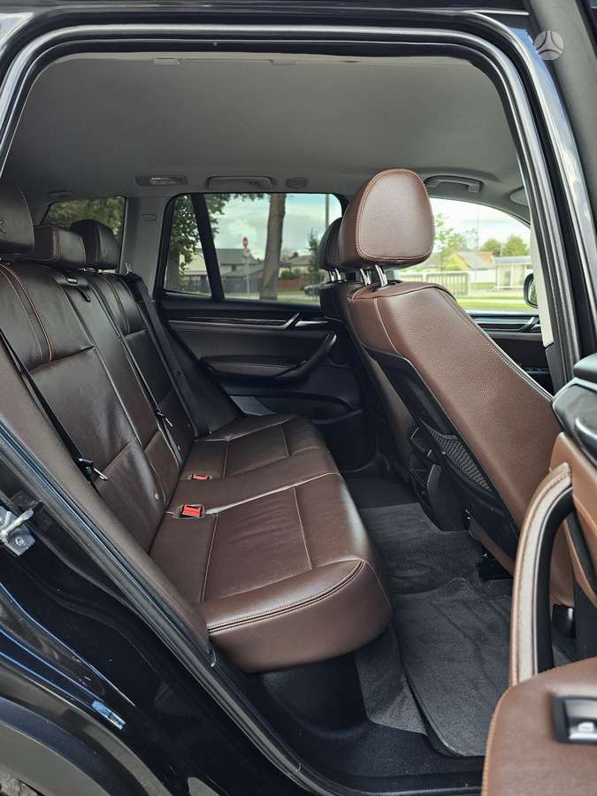 BMW X3, 2.0 l., off-road / crossover