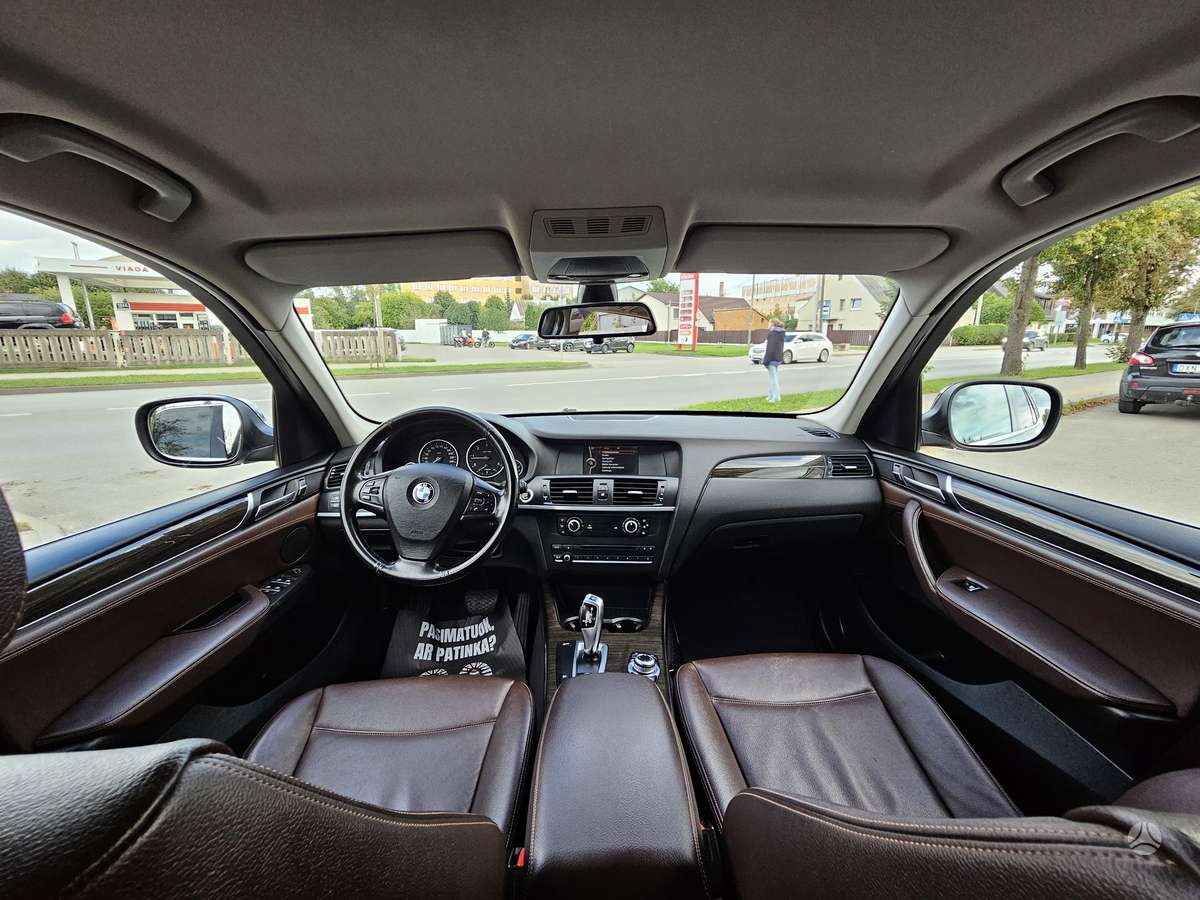 BMW X3, 2.0 l., off-road / crossover