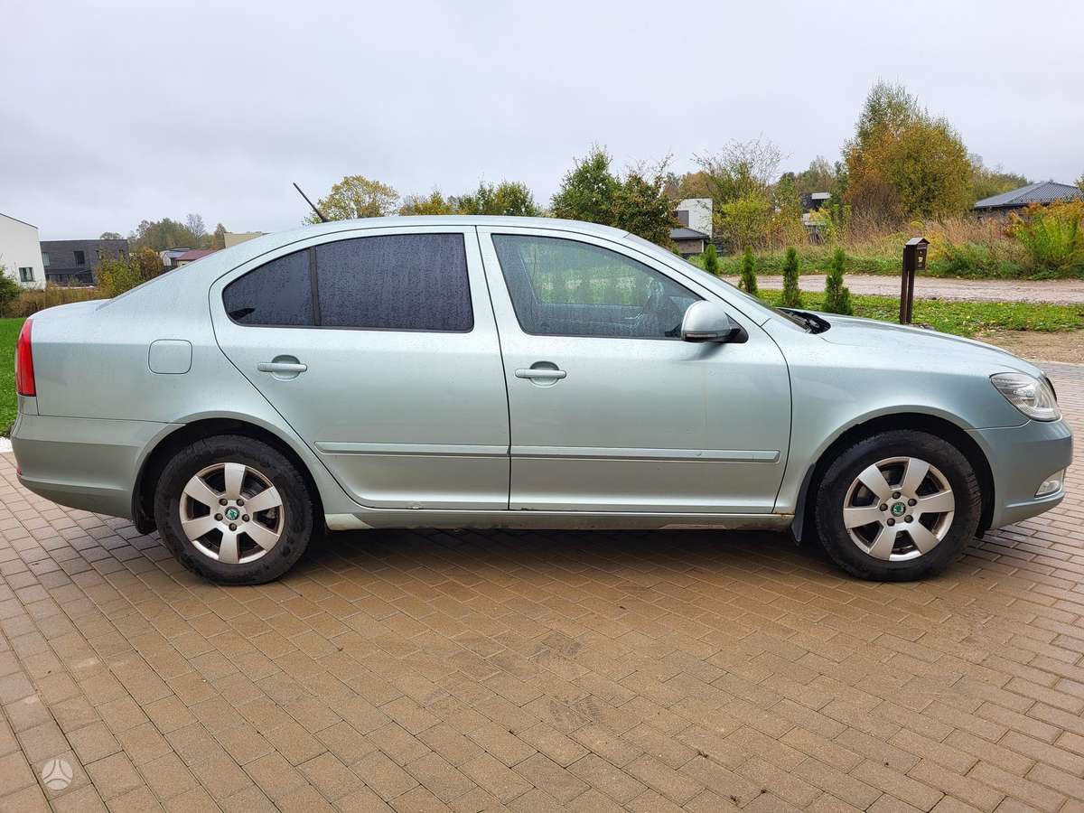 Skoda Octavia, 1.6 l., hatchback