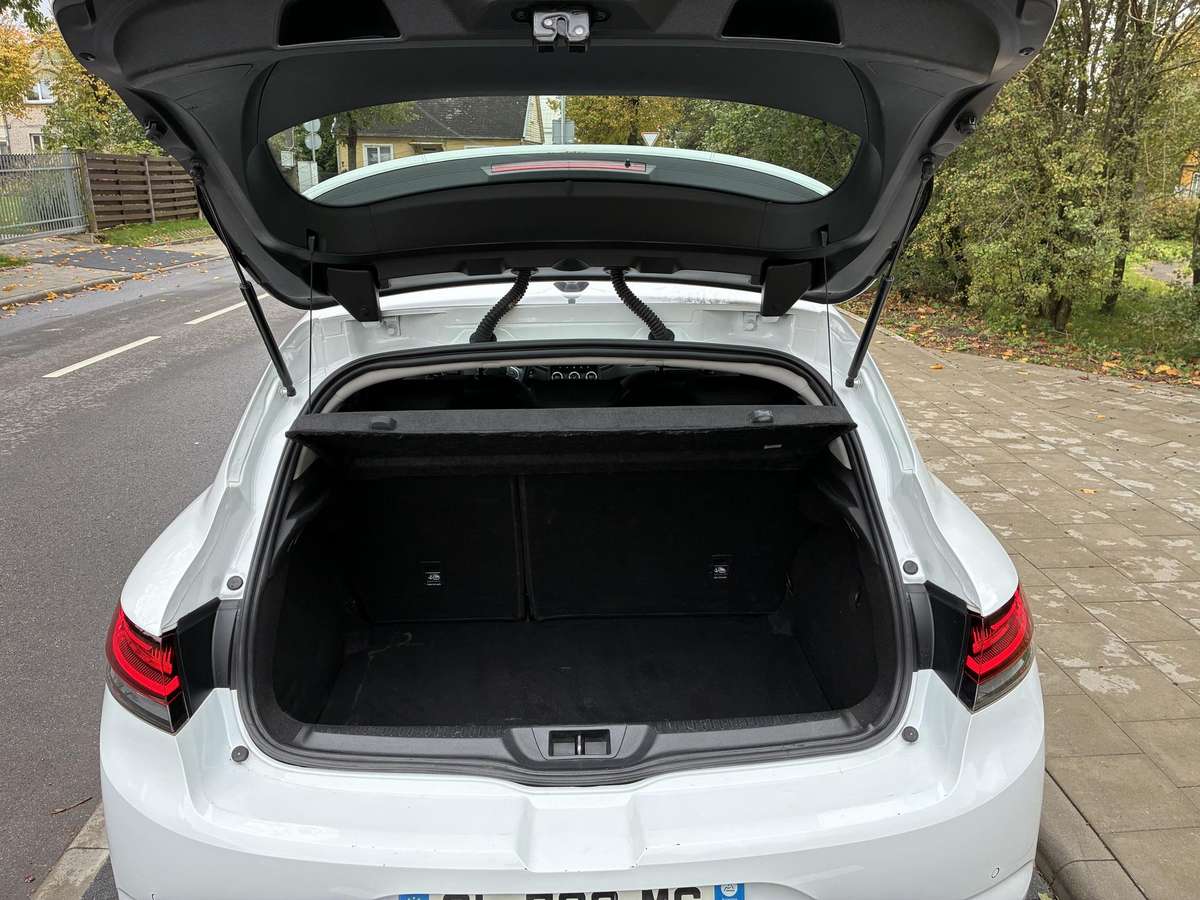 Renault Megane, 1.5 l., hatchback