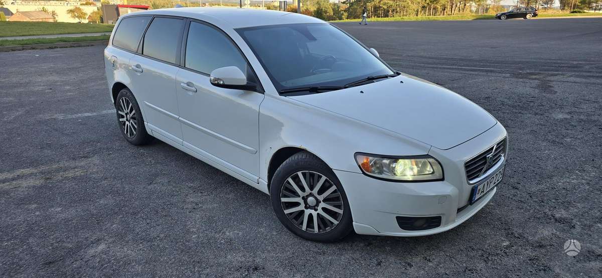 Volvo V50, 2.0 l., wagon