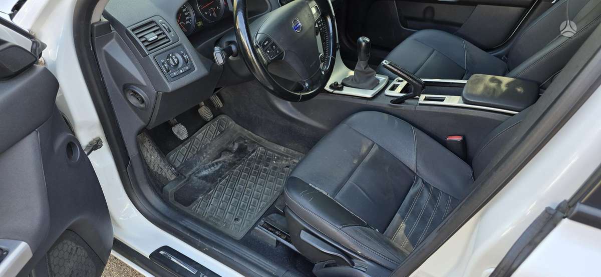 Volvo V50, 2.0 l., wagon