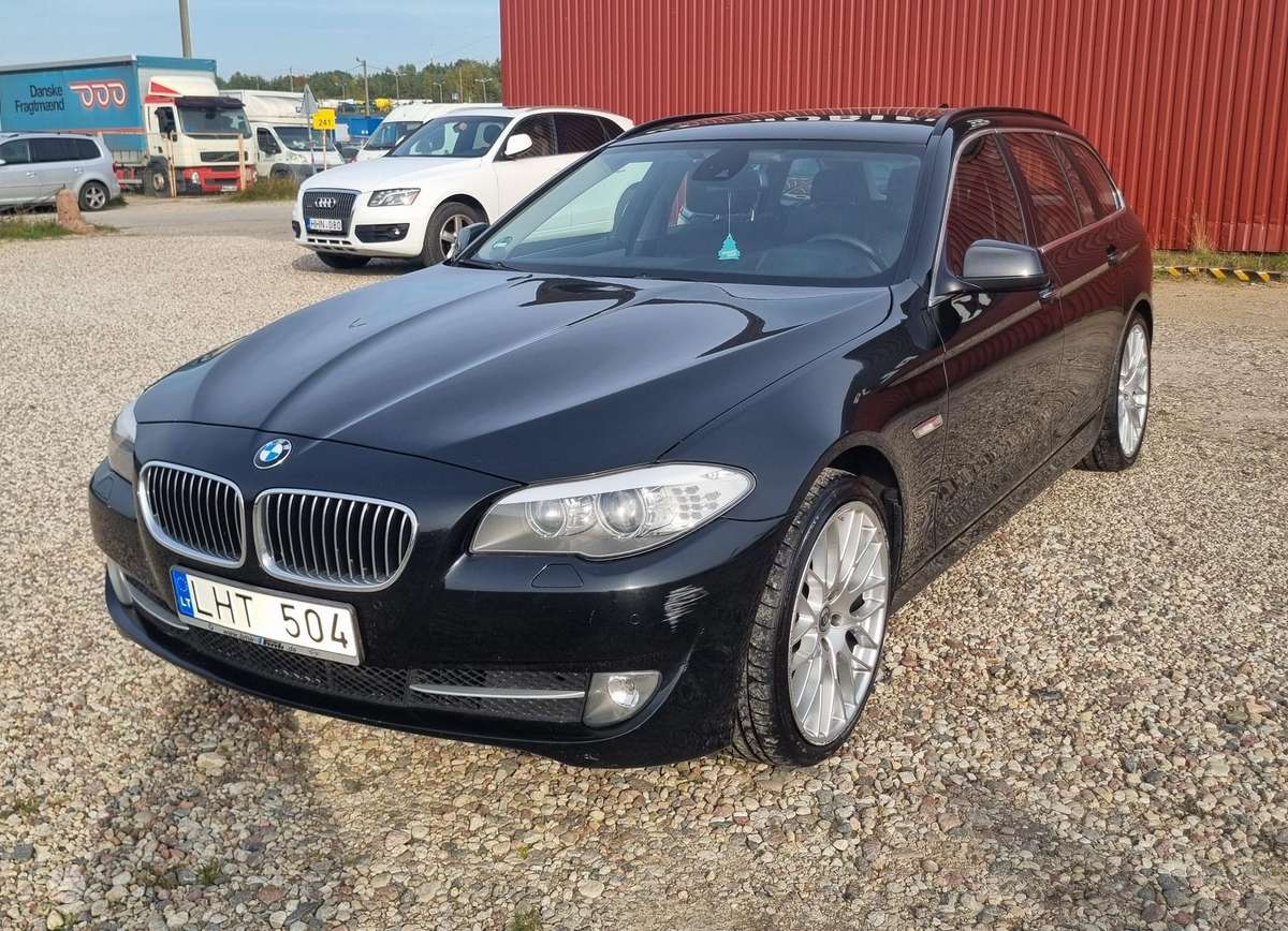 BMW 525, 2.0 l., Универсал