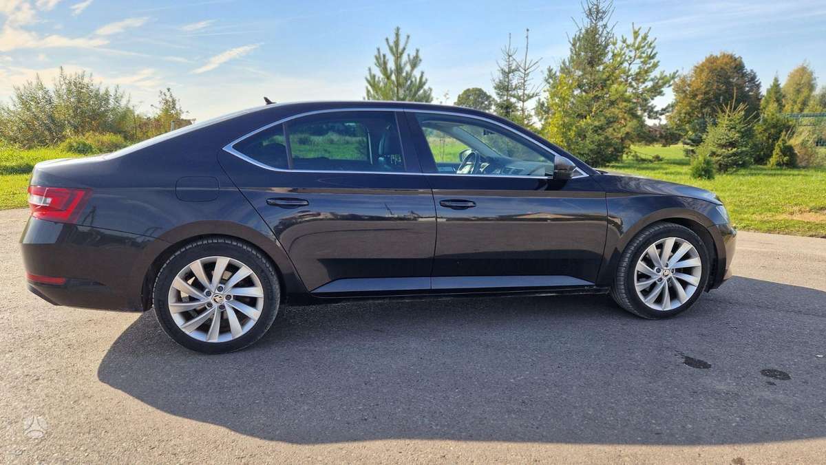 Skoda Superb, 1.8 l., hatchback