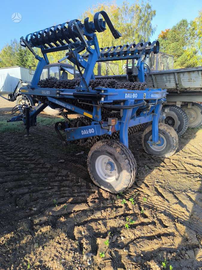 Dalbo Maxiroll 630, dirvos tankinimo, lyginimo volai