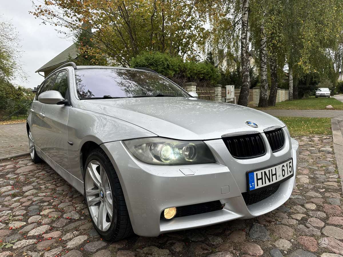BMW 330, 3.0 l., wagon