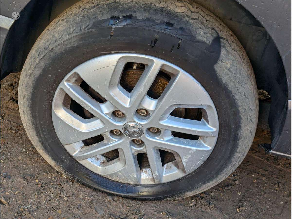 Opel Vivaro двигатель