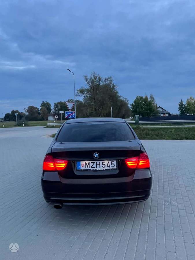BMW 320, 2.0 l., Седан