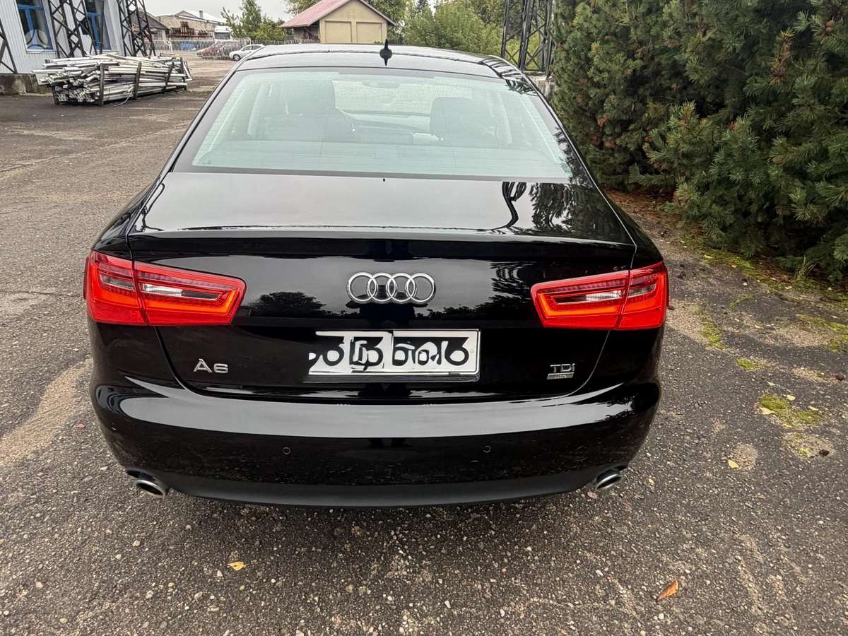 Audi A6, 2.0 l., Седан