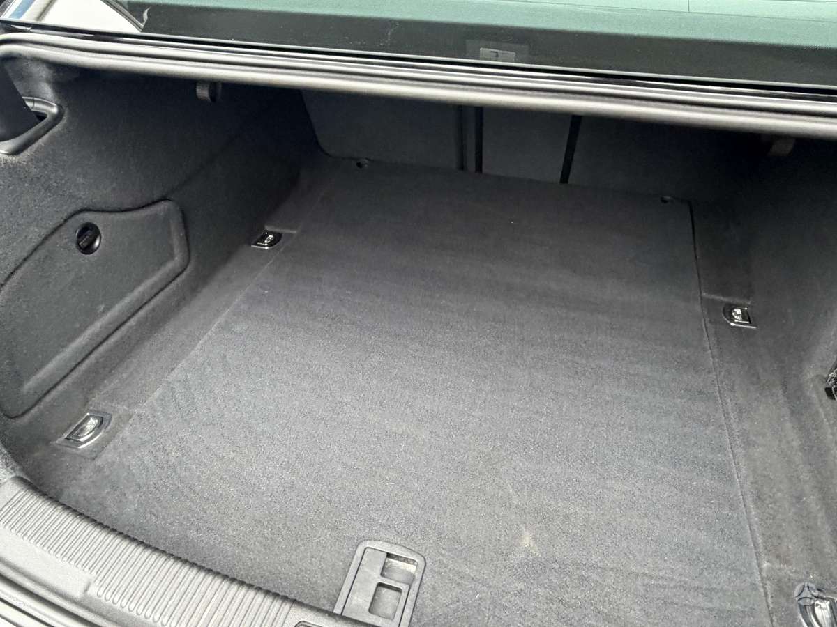 Audi A6, 2.0 l., sedanas