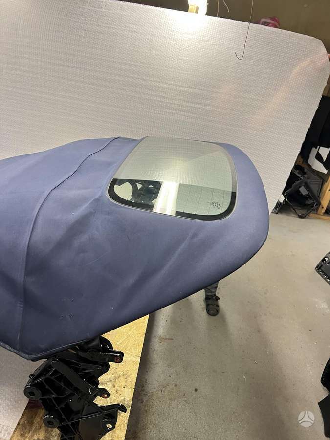 Mercedes-Benz E klasė roof