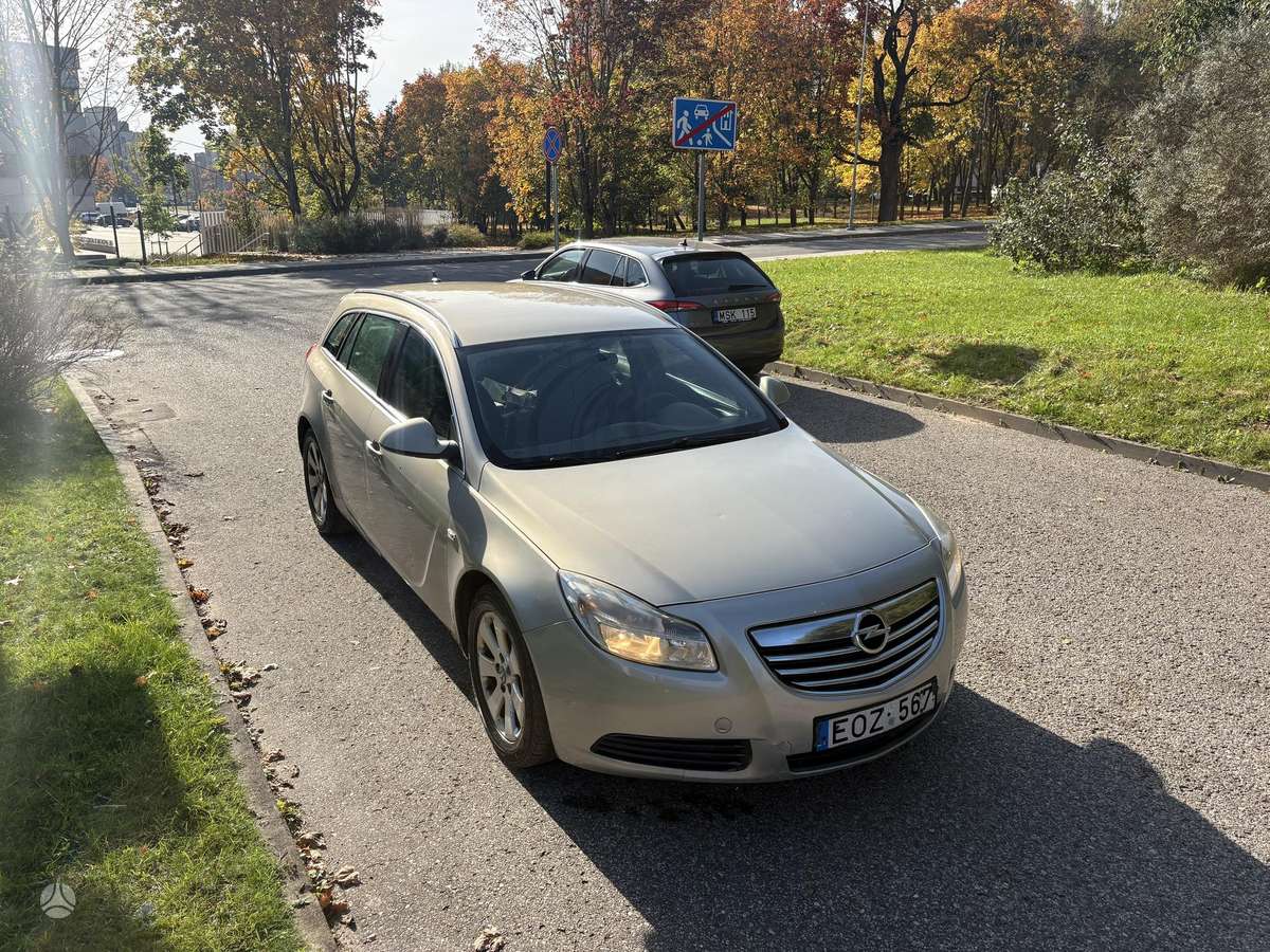 Opel Insignia, 2.0 l., wagon
