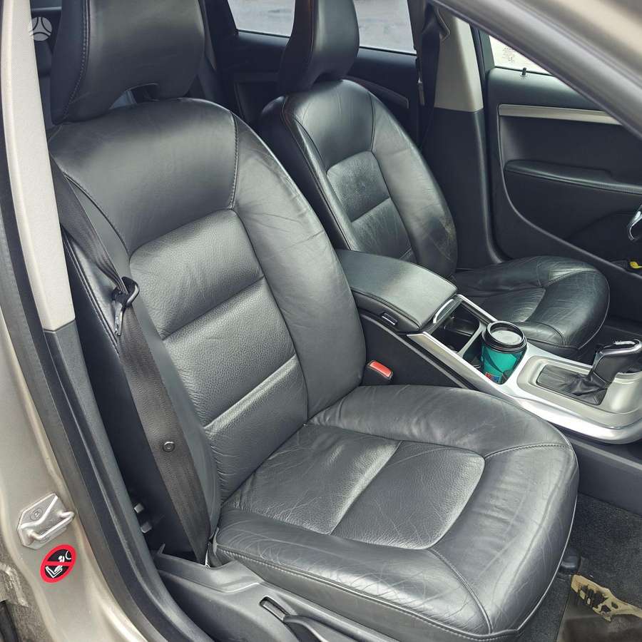 Volvo V70, 2.0 l., Универсал