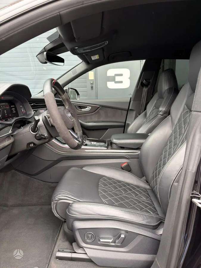 Audi SQ8, 4.0 l., hatchback