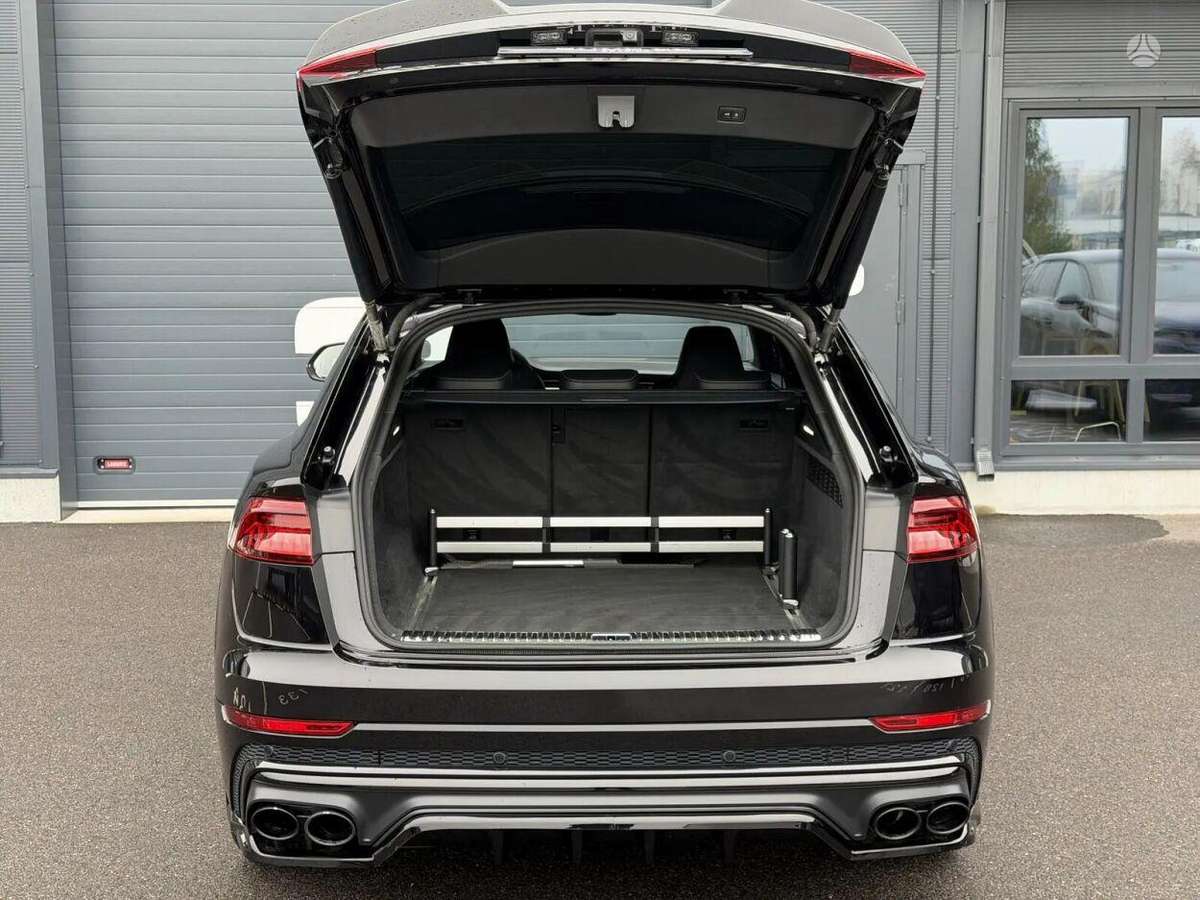 Audi SQ8, 4.0 l., hatchback