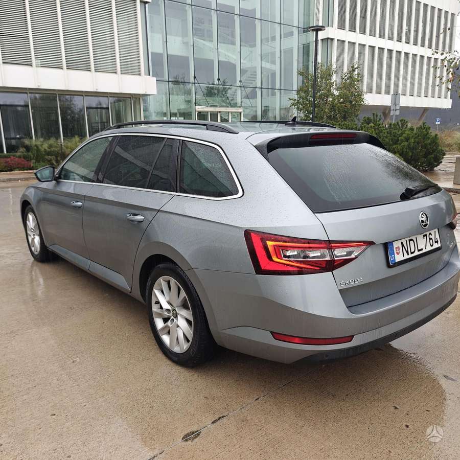 Skoda Superb, 1.6 l., universalas