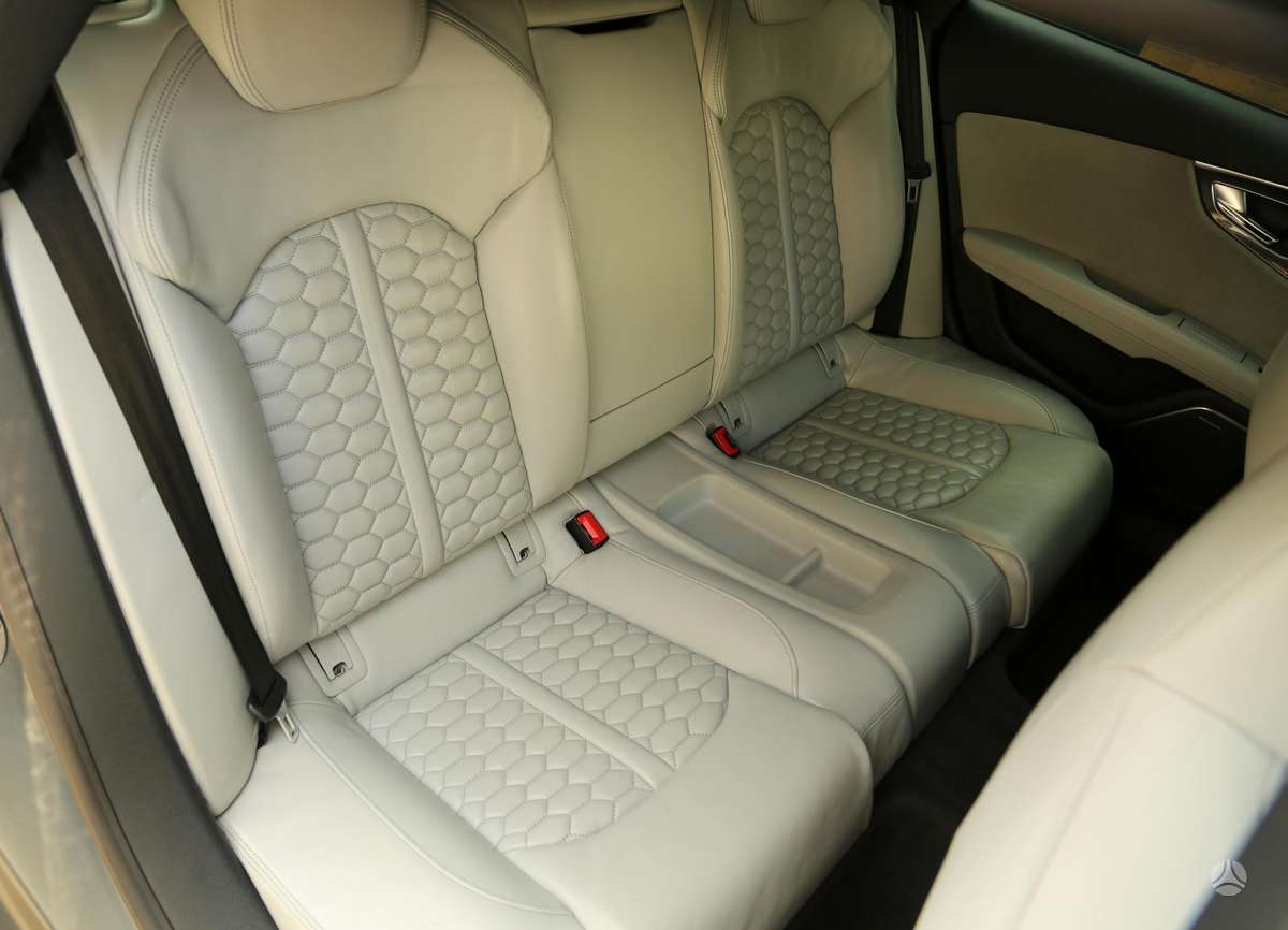 Audi RS 7, 4.0 l., hatchback