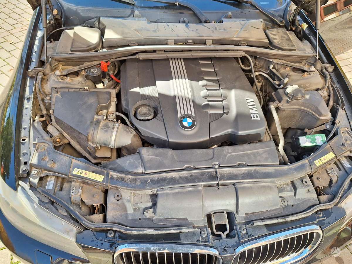 BMW 330, 3.0 l., Универсал