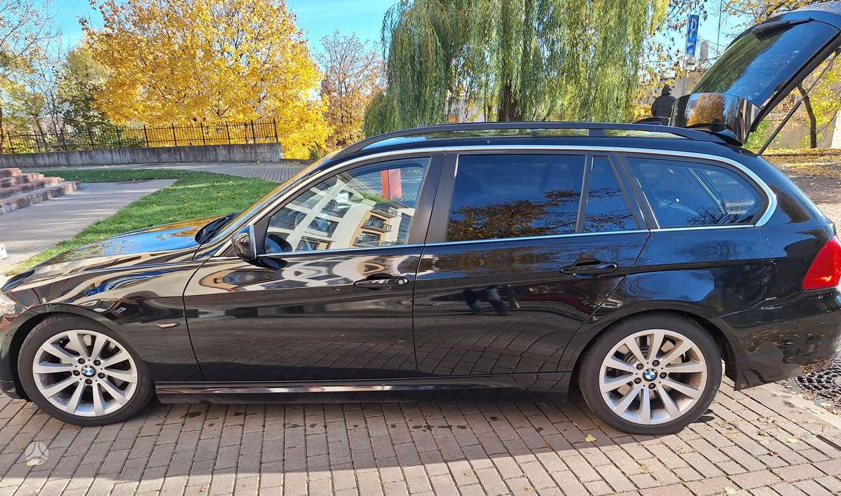 BMW 330, 3.0 l., Универсал