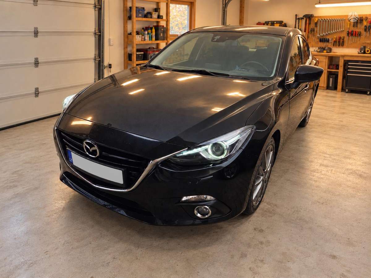 Mazda 3, 2.2 l., Седан