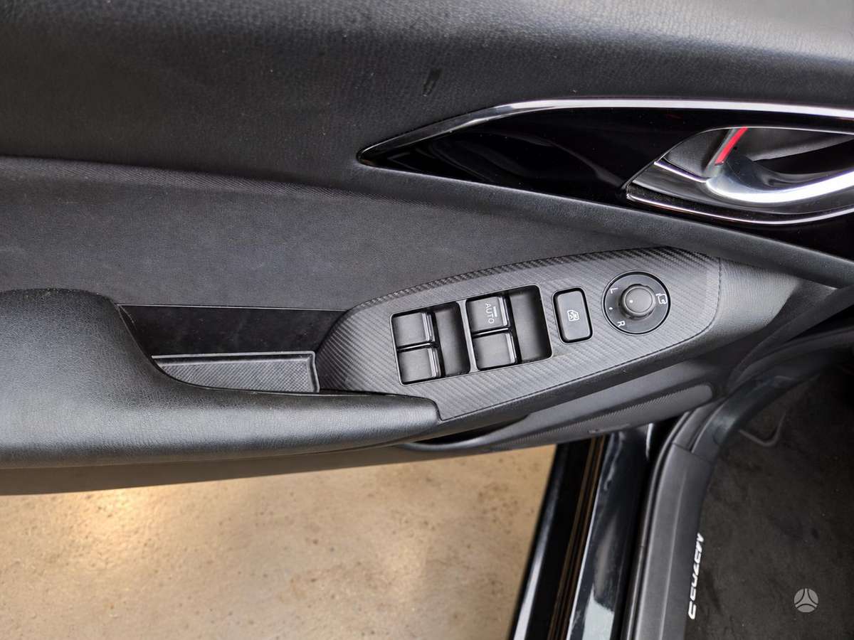Mazda 3, 2.2 l., Седан