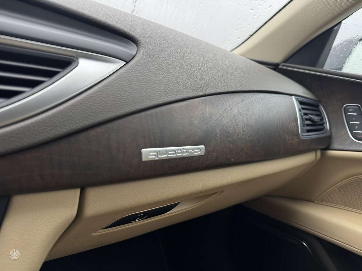 Audi A7, 3.0 l., Хэтчбек