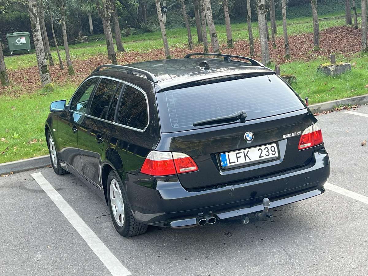 BMW 525, 2.5 l., Универсал