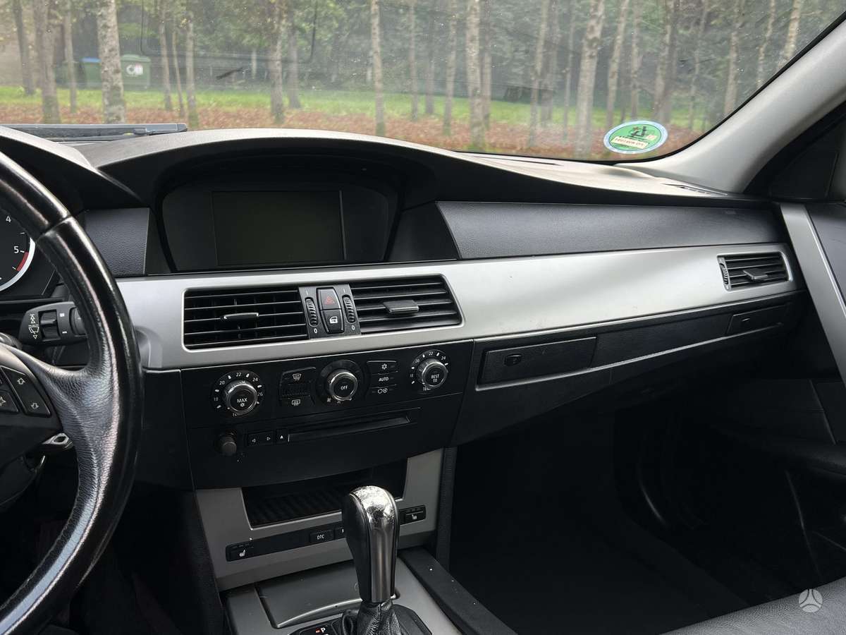 BMW 525, 2.5 l., Универсал