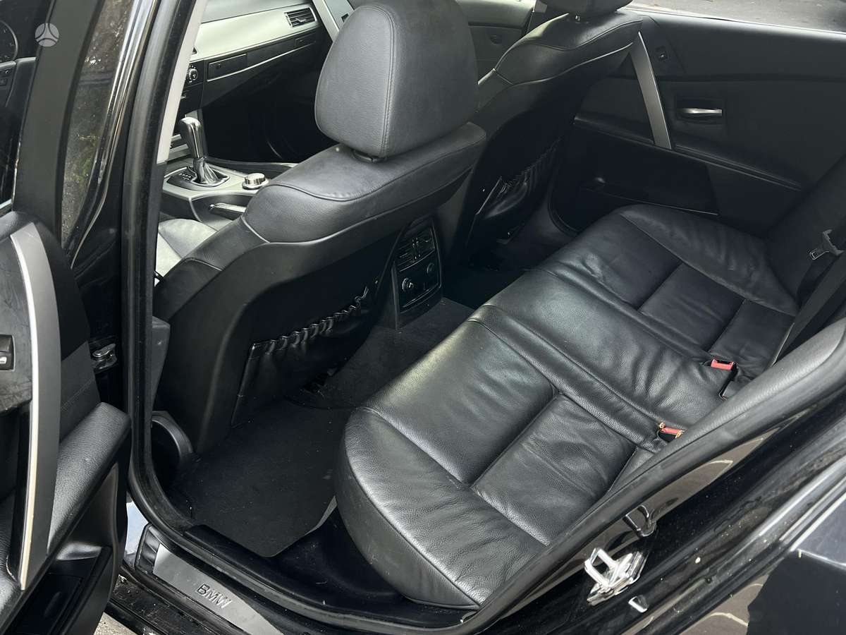 BMW 525, 2.5 l., Универсал