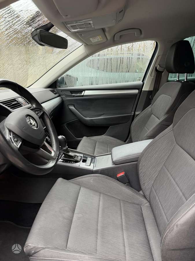 Skoda Superb, 1.8 l., Универсал