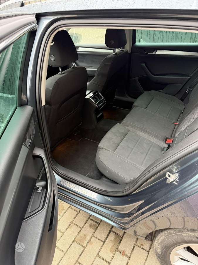 Skoda Superb, 1.8 l., wagon