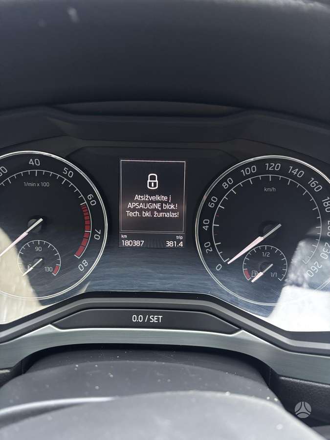 Skoda Superb, 1.8 l., Универсал