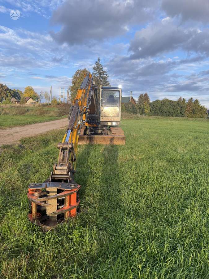Neuson 8002 RD, экскаваторы