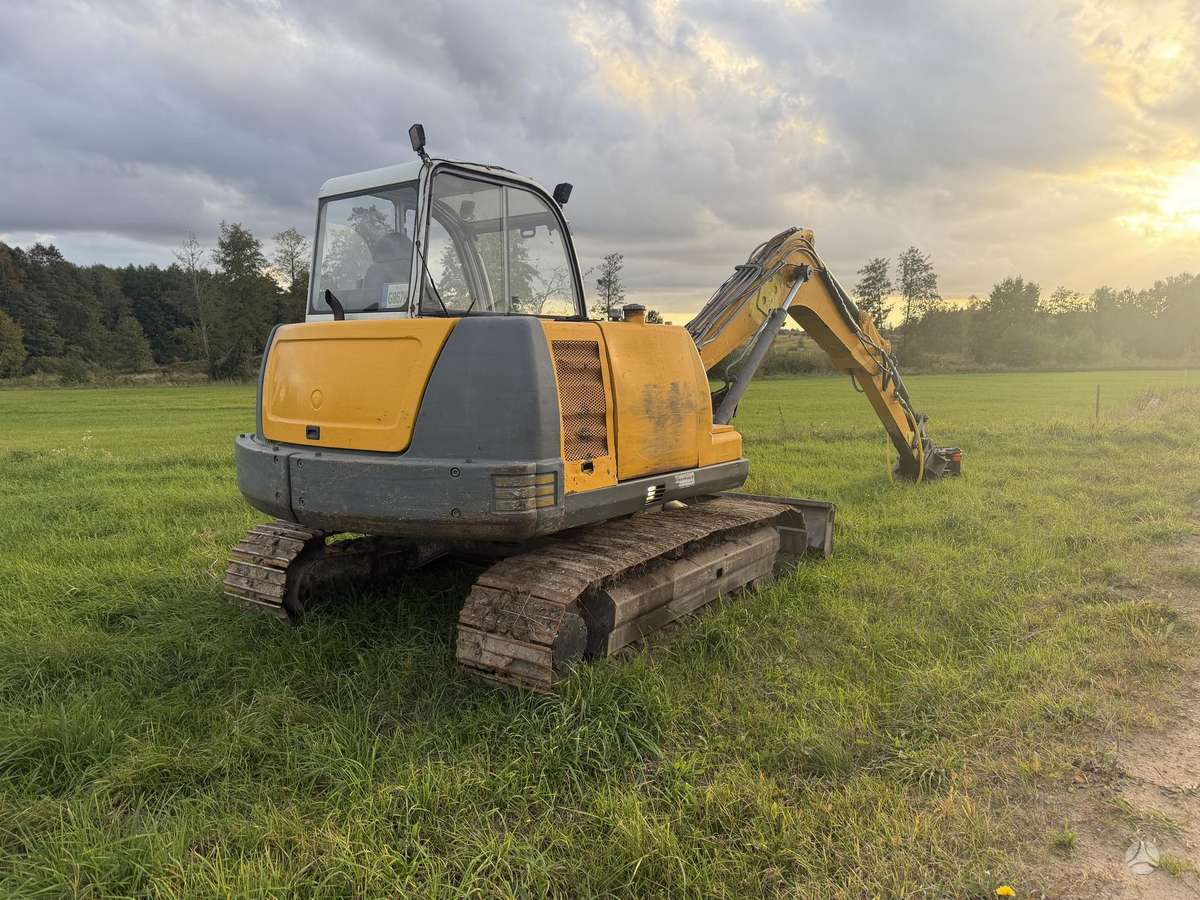 Neuson 8002 RD, ekskavatoriai