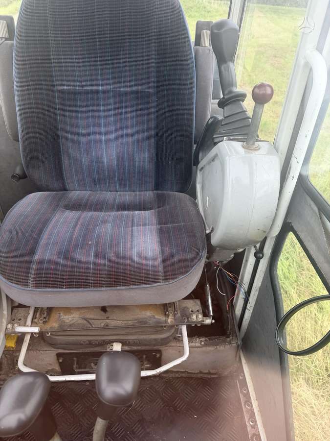 Neuson 8002 RD, экскаваторы