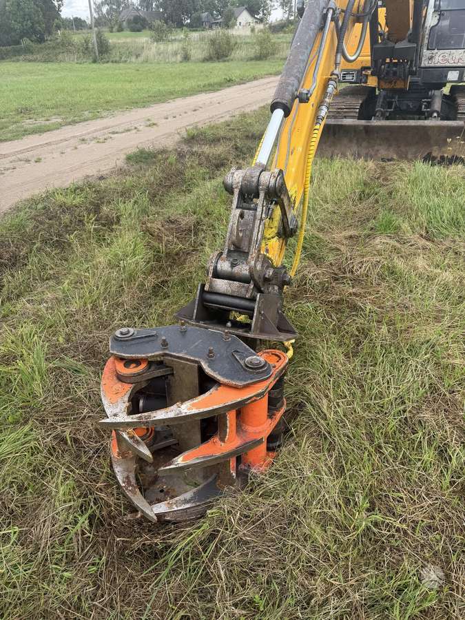 Neuson 8002 RD, экскаваторы