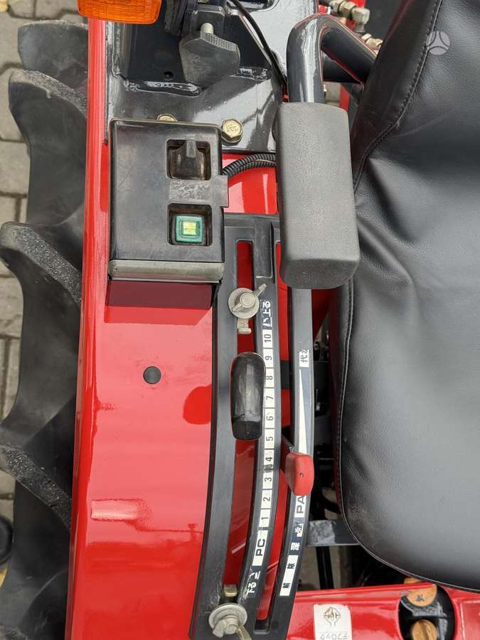 Mitsubishi MT-156, тракторы