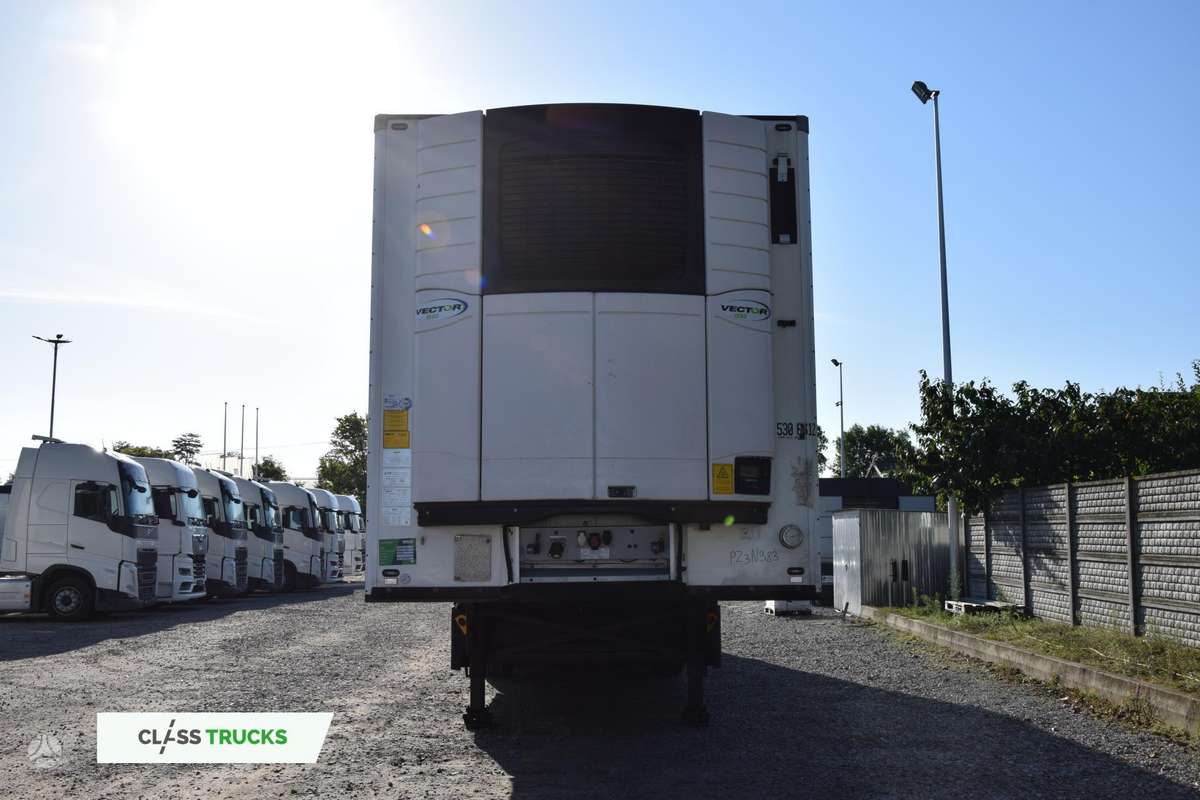 Schmitz SKO FP 60 Carrier Vector 1550, refrigerated