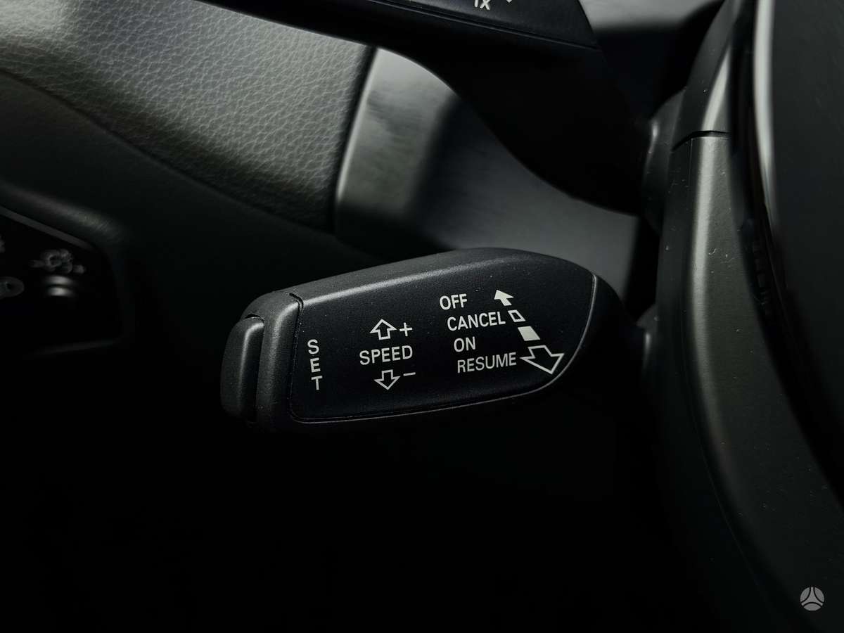 Audi Q5, 3.0 l., off-road / crossover