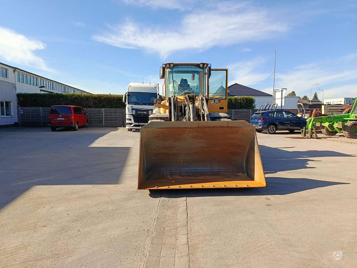 Volvo L70E, frontal loader
