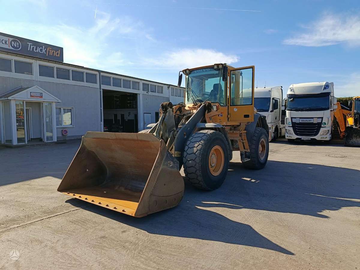 Volvo L70E, frontaliniai krautuvai