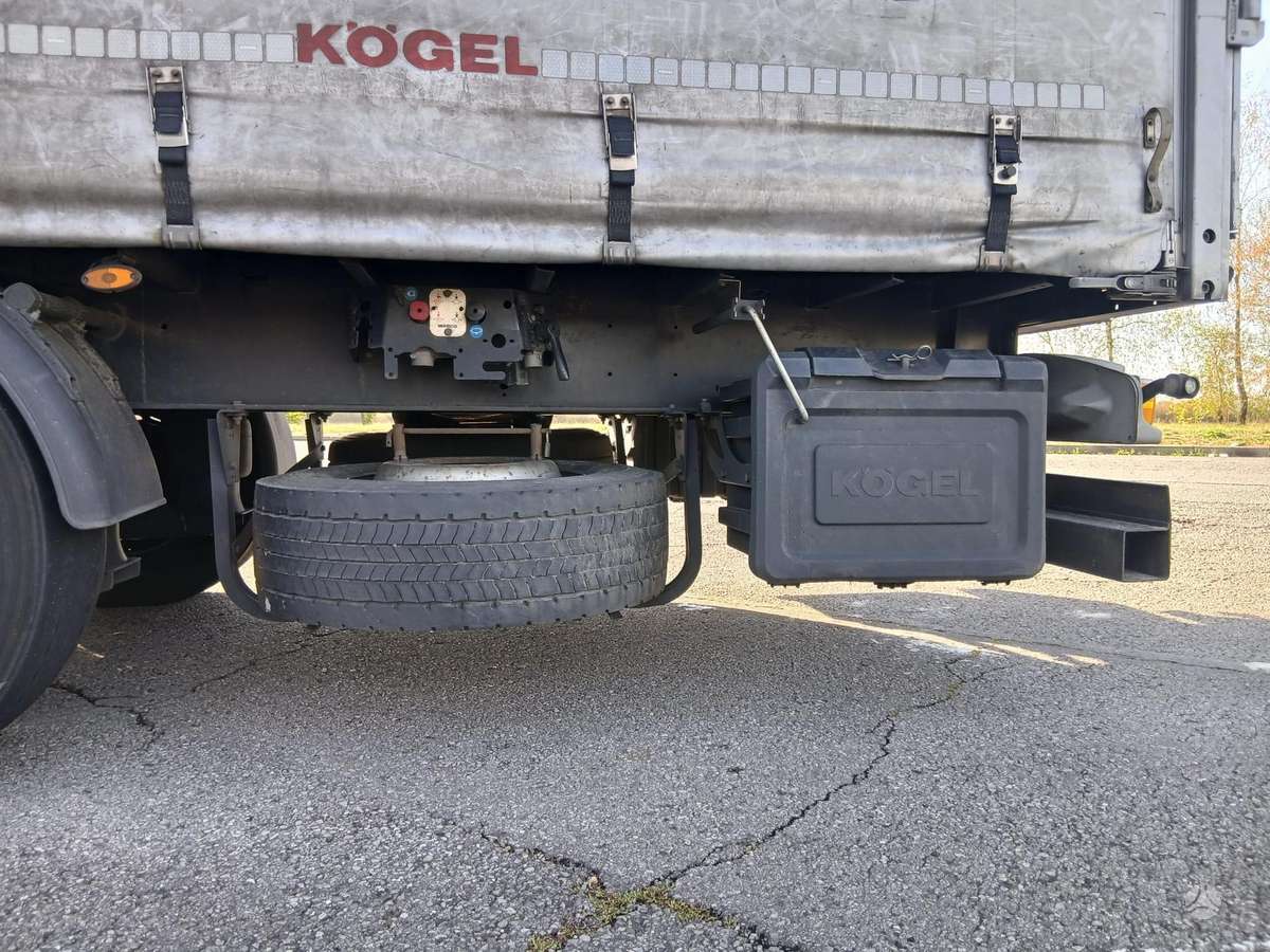 Kögel SN24, пологовые / тентовые