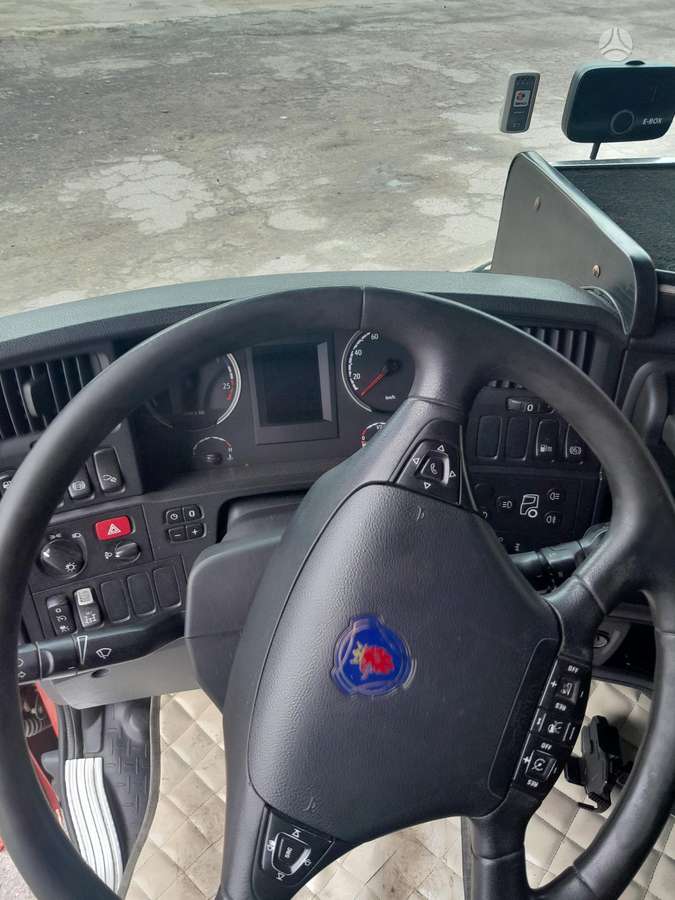 Scania R410, double sleeper