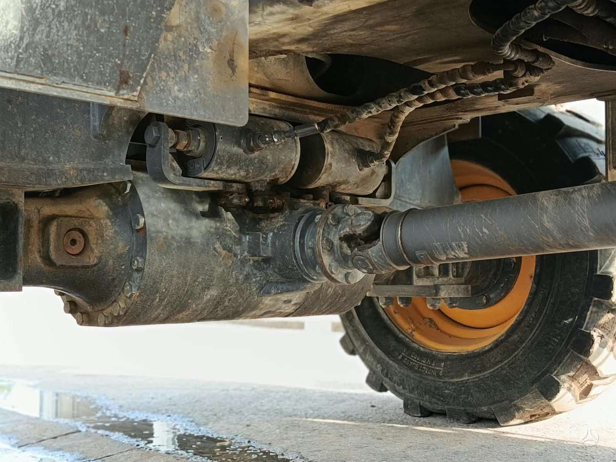 Volvo E60E, excavator